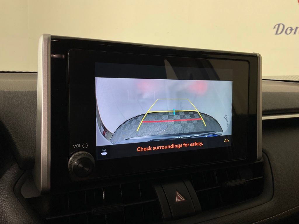 Used 2025 Toyota RAV4 XLE AWD/4WD image 23