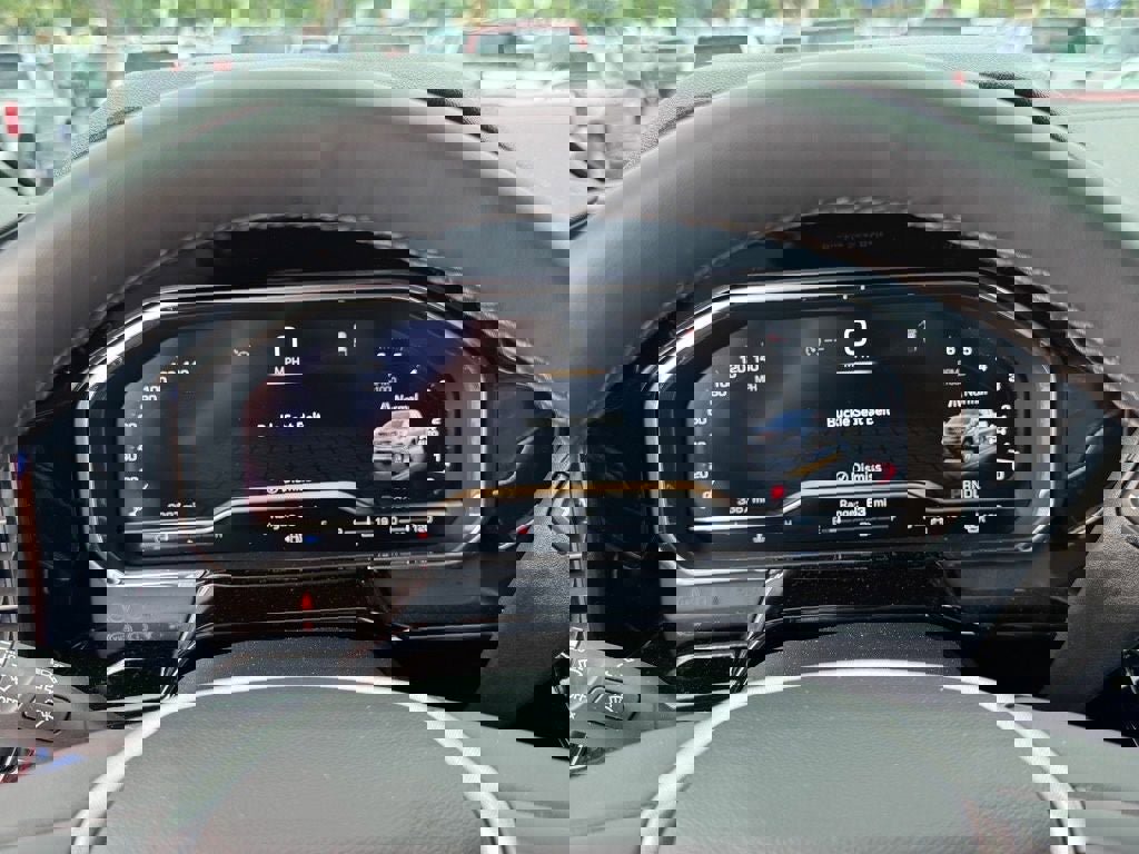 Used 2024 GMC Sierra 1500 Elevation image 18