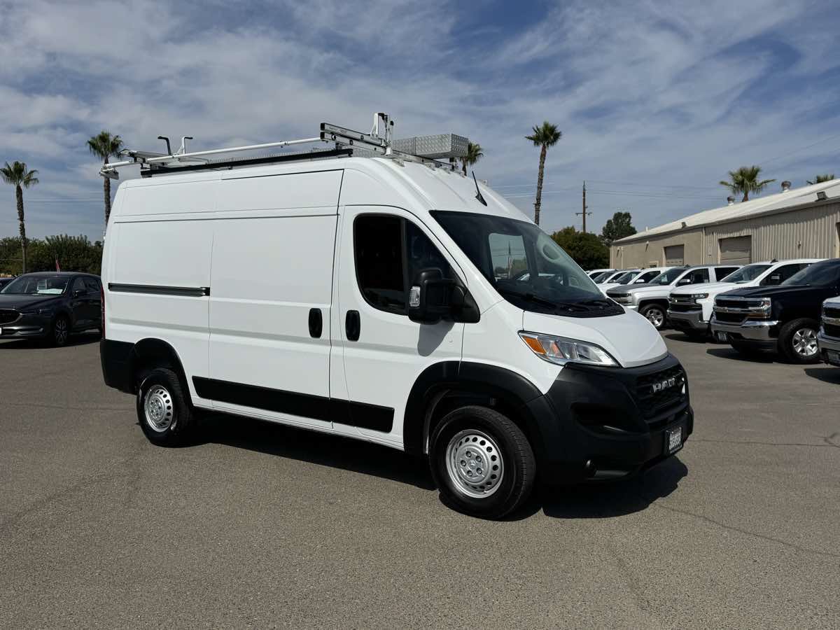 Used 2025 RAM ProMaster 2500 FWD image 12