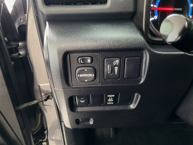 Used 2016 Toyota 4Runner image 7