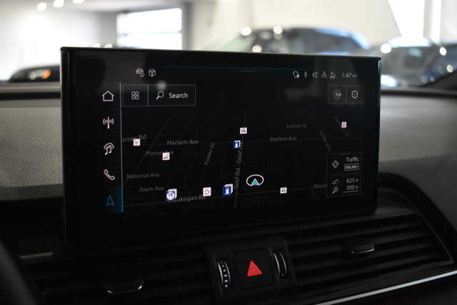 Used 2025 Audi SQ5 Premium Plus w/ Premium Plus Package image 21