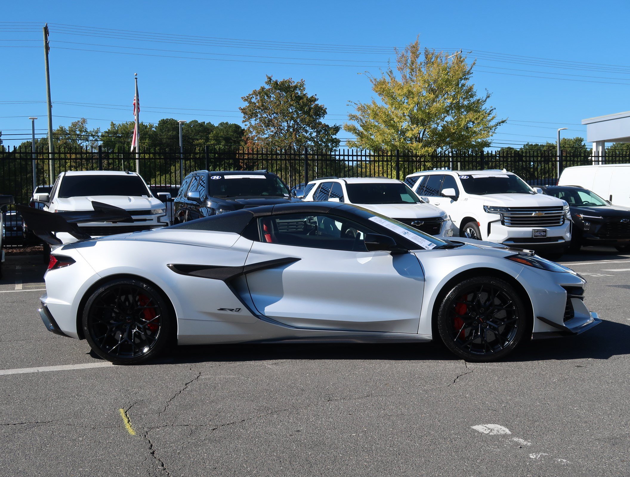 Used 2026 Chevrolet Corvette ZR1 w/ ZR1 Carbon Fiber Aero Package RWD image 11