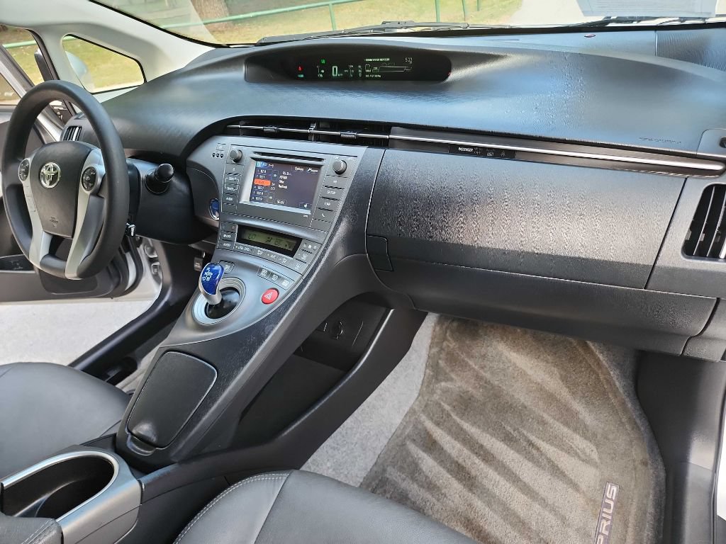 Used 2012 Toyota Prius Two FWD image 30