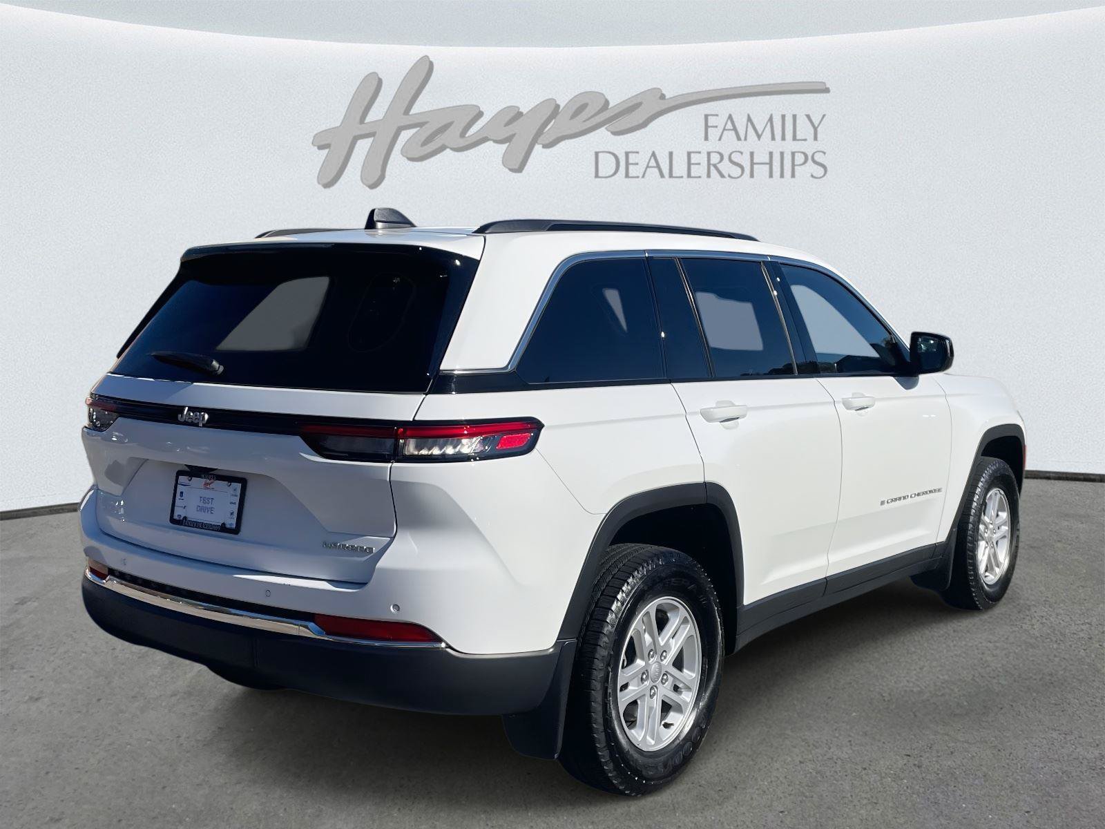 Certified 2024 Jeep Grand Cherokee Laredo w/ MOPAR Finishing Package RWD image 25