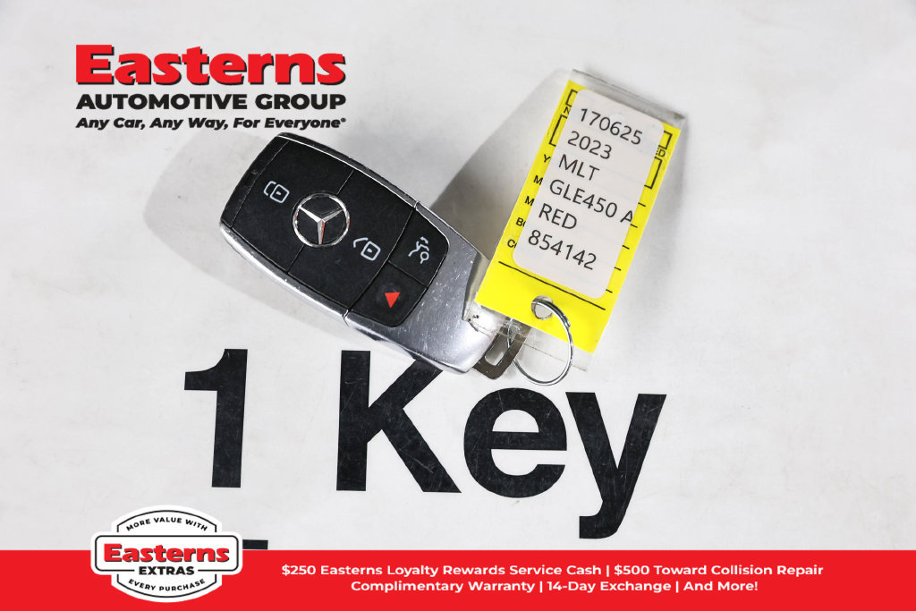 Used 2023 Mercedes-Benz GLE 450 4MATIC w/ AMG Line Exterior image 29