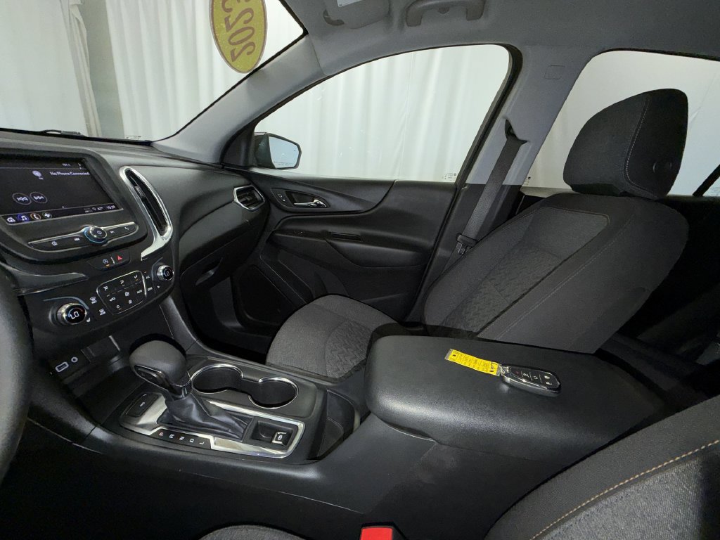 Used 2023 Chevrolet Equinox LT AWD/4WD image 22