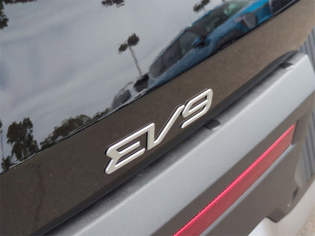 New 2026 Kia EV9 Wind image 56