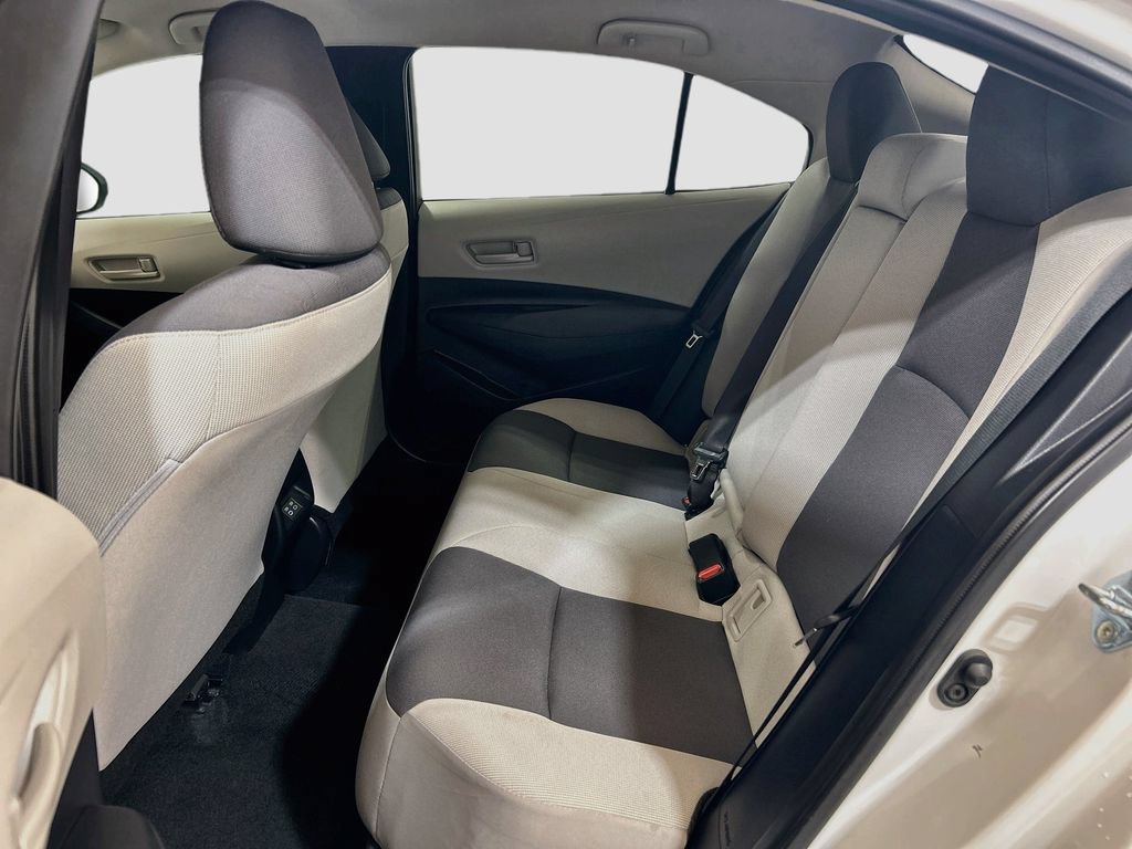 Used 2025 Toyota Corolla LE FWD image 20