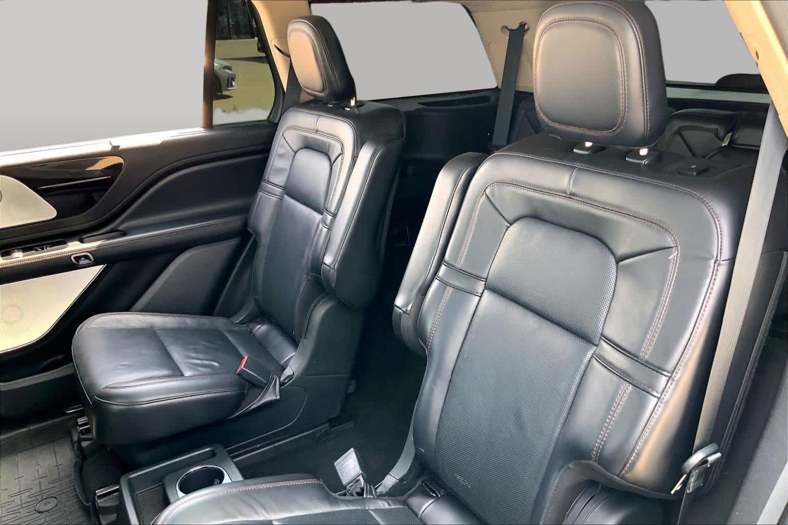 Used 2021 Lincoln Aviator Reserve w/ Equipment Group 210A AWD/4WD image 21