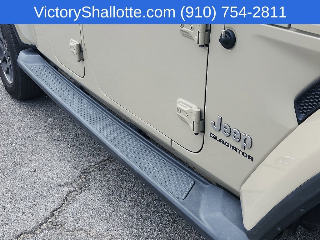 Used 2020 Jeep Gladiator Overland AWD/4WD image 27