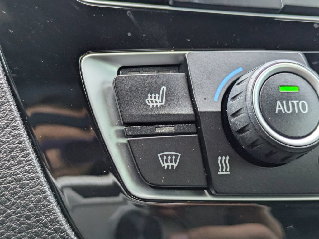 Used 2018 BMW 230i Convertible RWD image 18