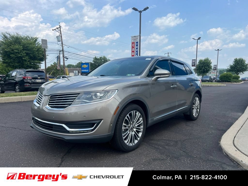 Used 2017 Lincoln MKX Reserve AWD/4WD image 3