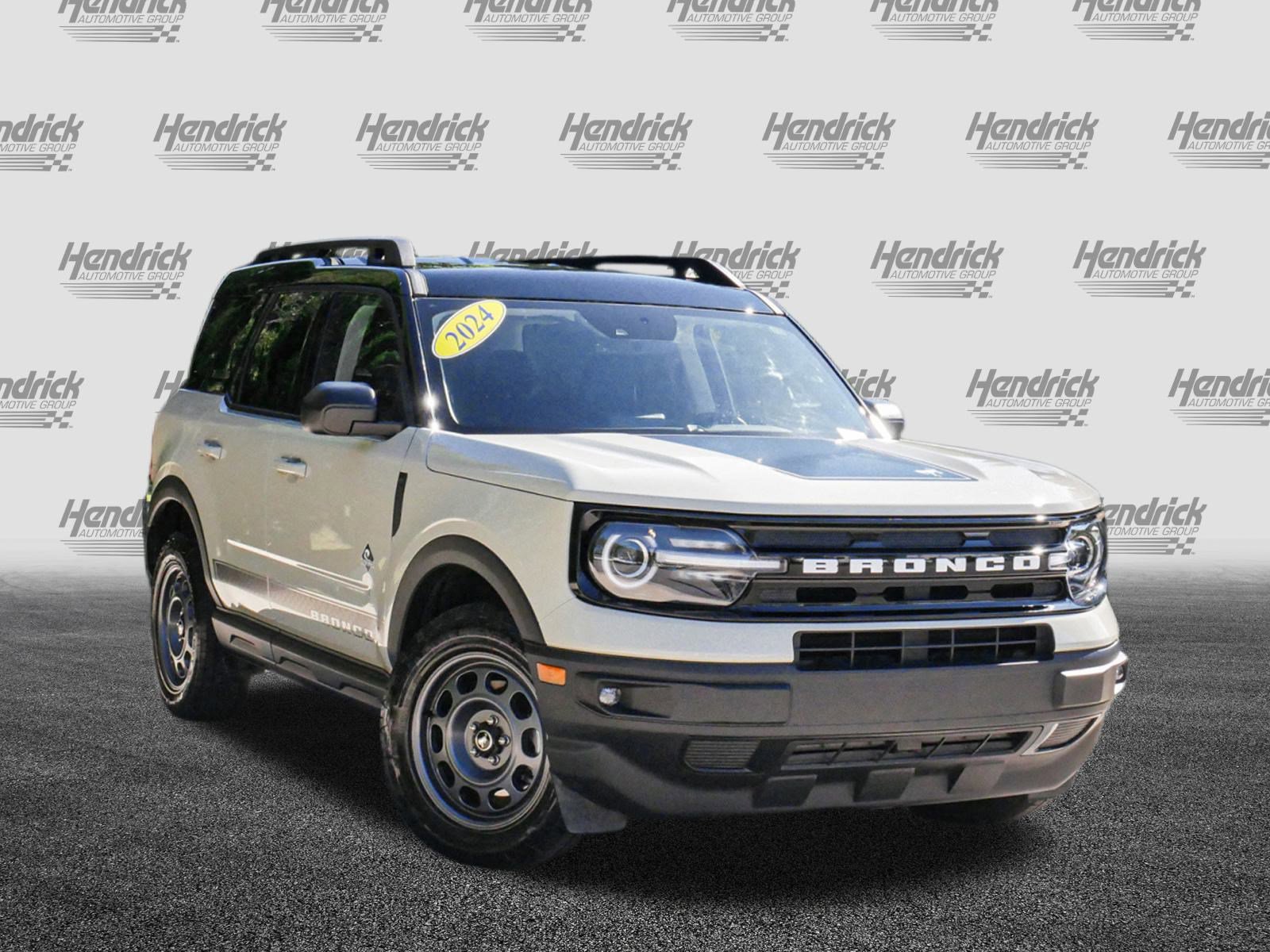 Used 2024 Ford Bronco Sport Outer Banks image 2