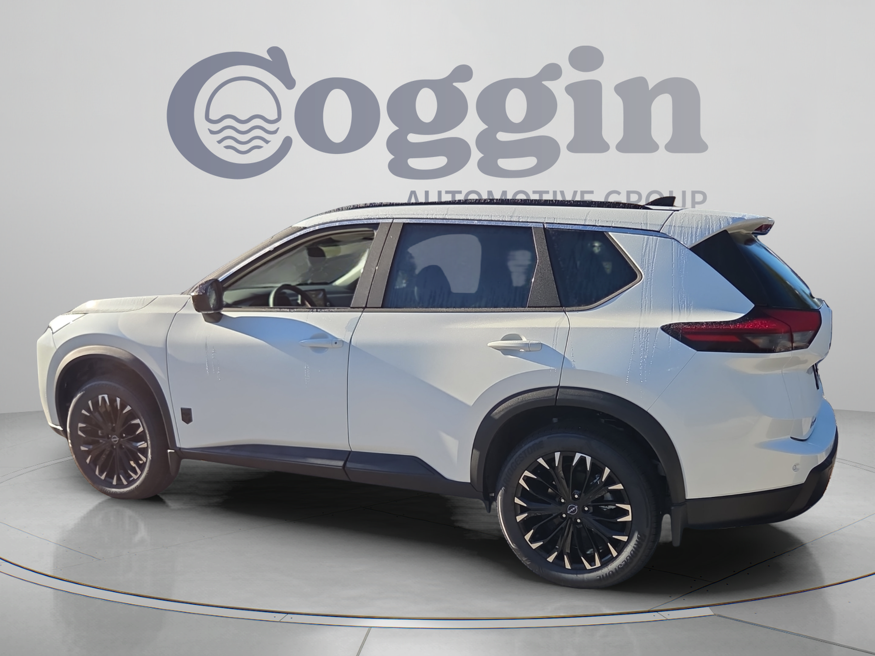 New 2026 Nissan Rogue Dark Armor FWD image 3