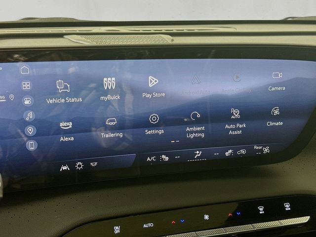 Used 2025 Buick Enclave Avenir w/ Super Cruise Package image 18