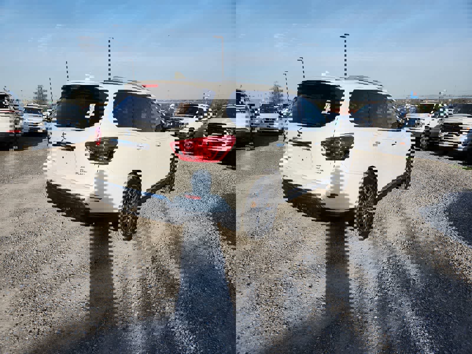 Used 2019 Nissan Pathfinder Platinum image 5