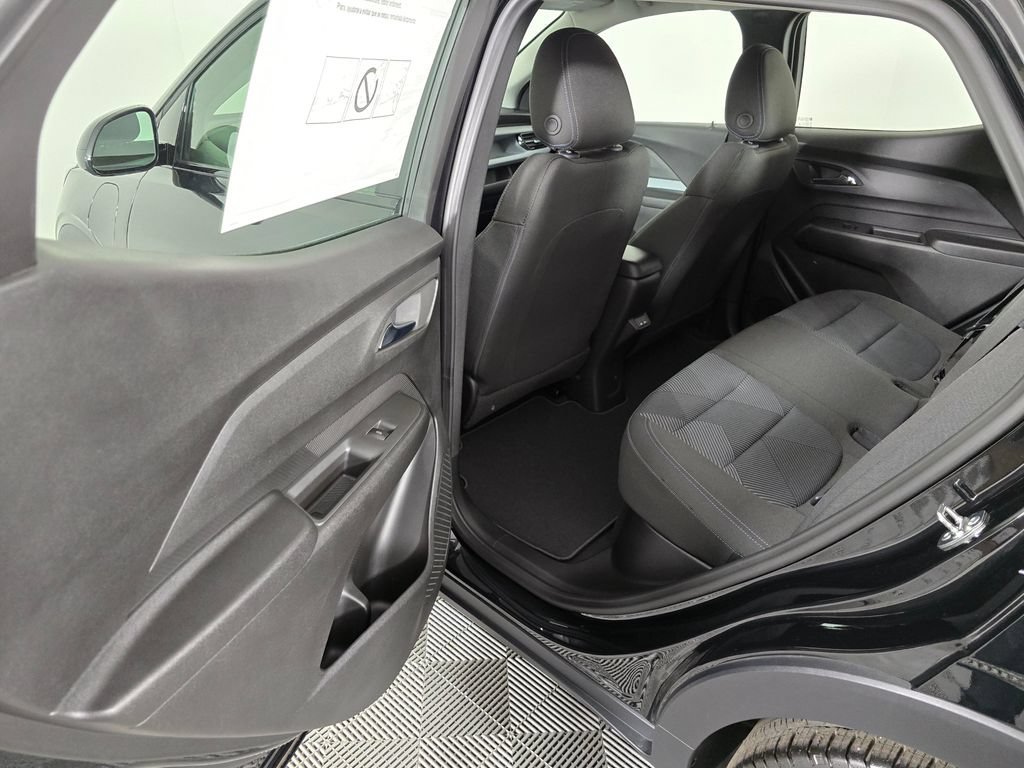 New 2027 Chevrolet Bolt LT w/ Comfort Package FWD image 17