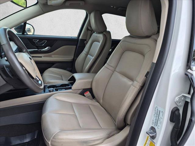 Used 2021 Lincoln Corsair FWD w/ Convenience Package image 16