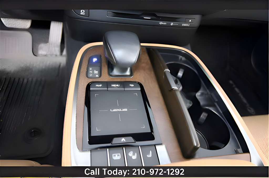 Used 2022 Lexus LS 500 RWD image 30