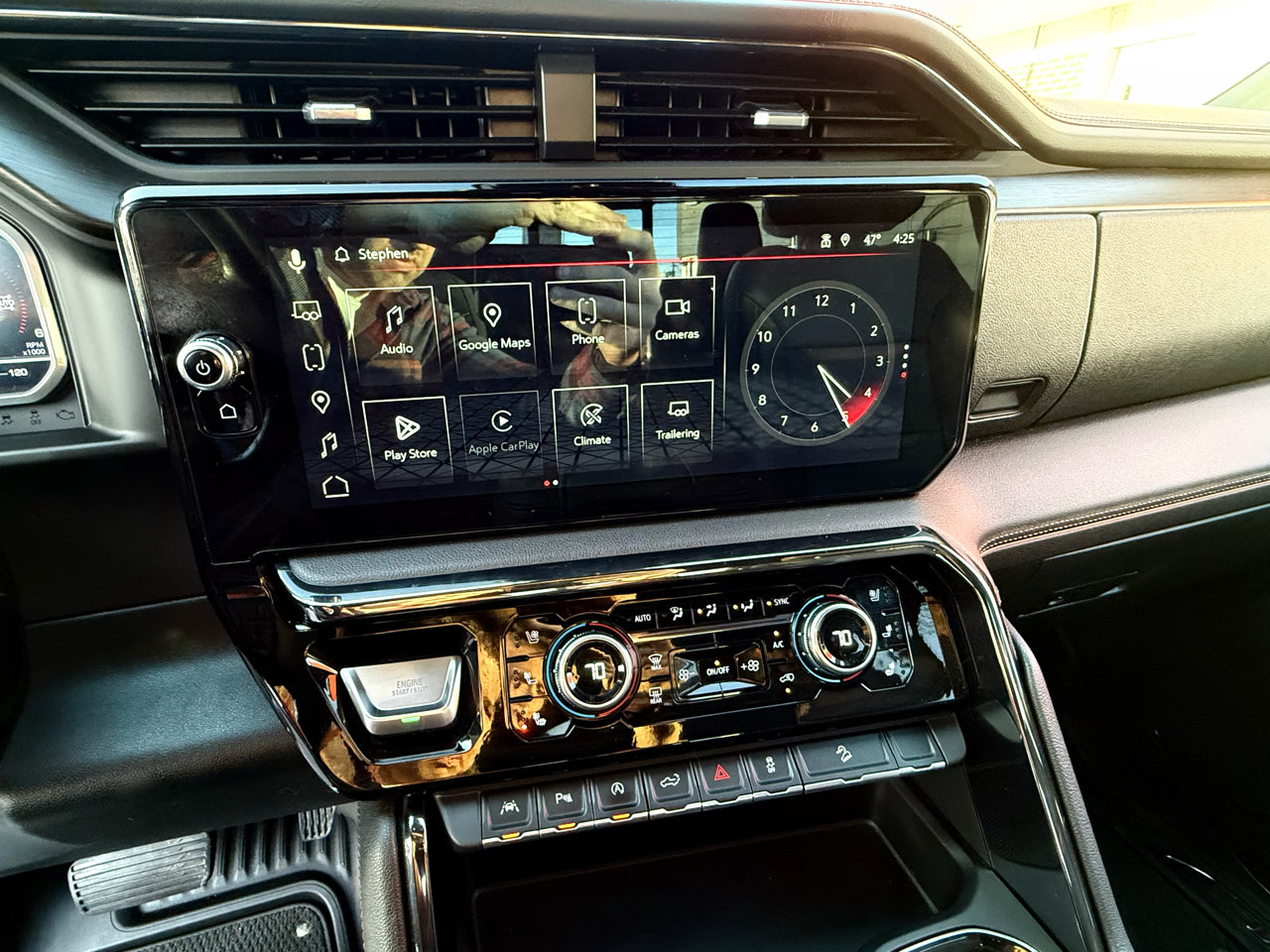 Used 2023 GMC Sierra 1500 AT4 w/ Technology Package image 7