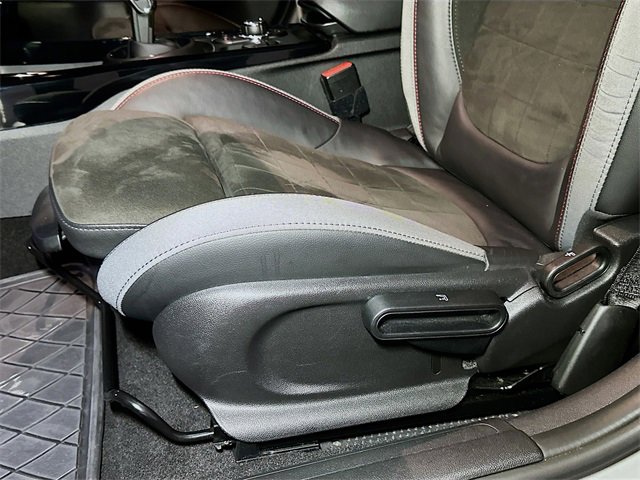 Used 2022 MINI Cooper Clubman John Cooper Works image 16