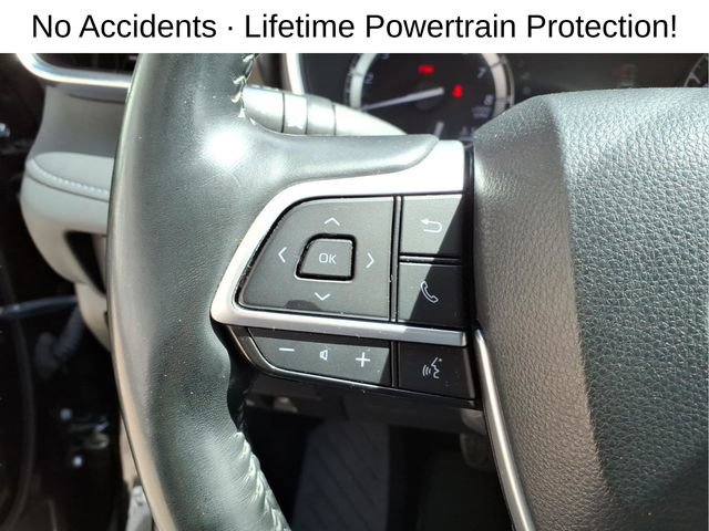 Used 2022 Toyota Highlander Limited AWD/4WD image 17