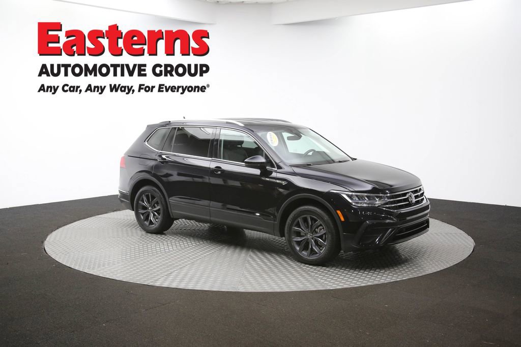Used 2023 Volkswagen Tiguan SE image 47