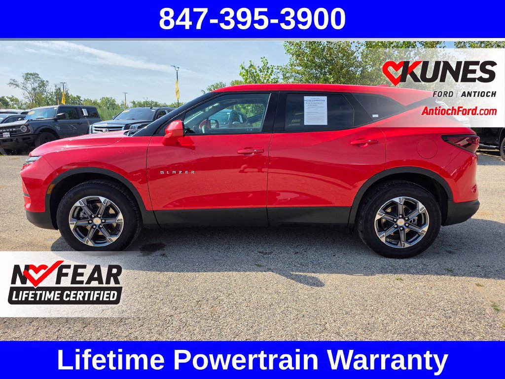 Used 2025 Chevrolet Blazer LT AWD/4WD image 6