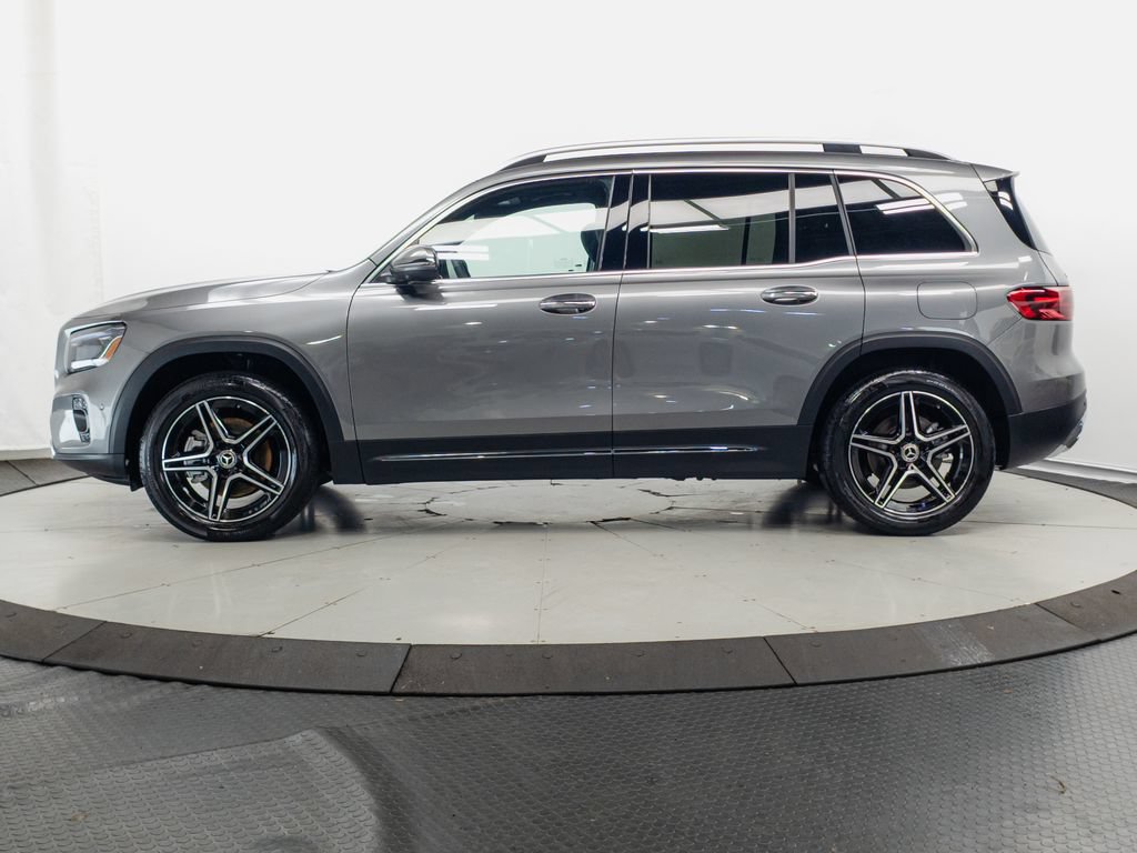 Certified 2026 Mercedes-Benz GLB 250 4MATIC image 4
