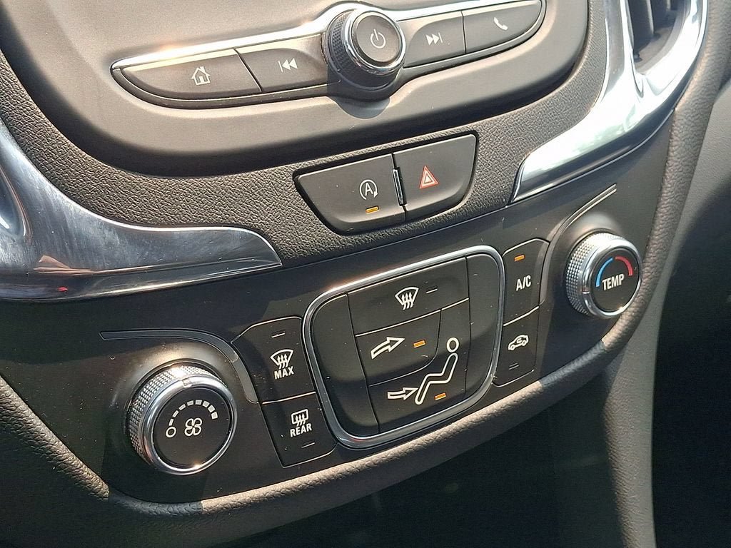 Certified 2022 Chevrolet Equinox LT FWD image 17