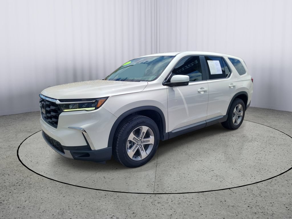 Used 2025 Honda Pilot EX-L image 5