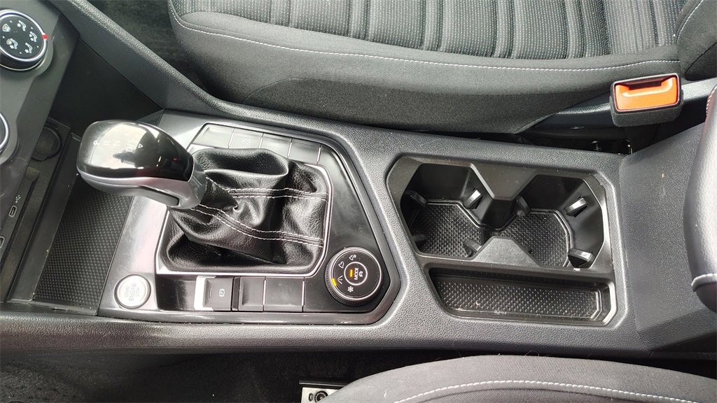 Used 2024 Volkswagen Tiguan S image 23