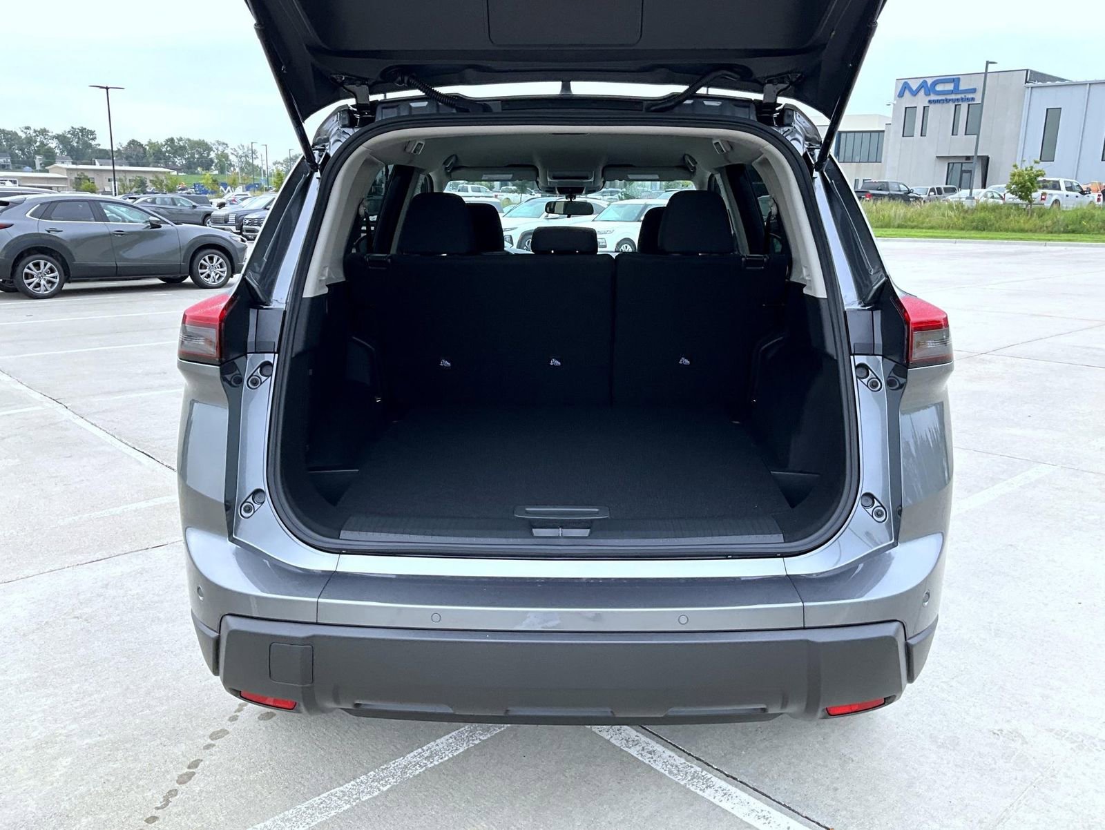 New 2026 Nissan Rogue S image 10