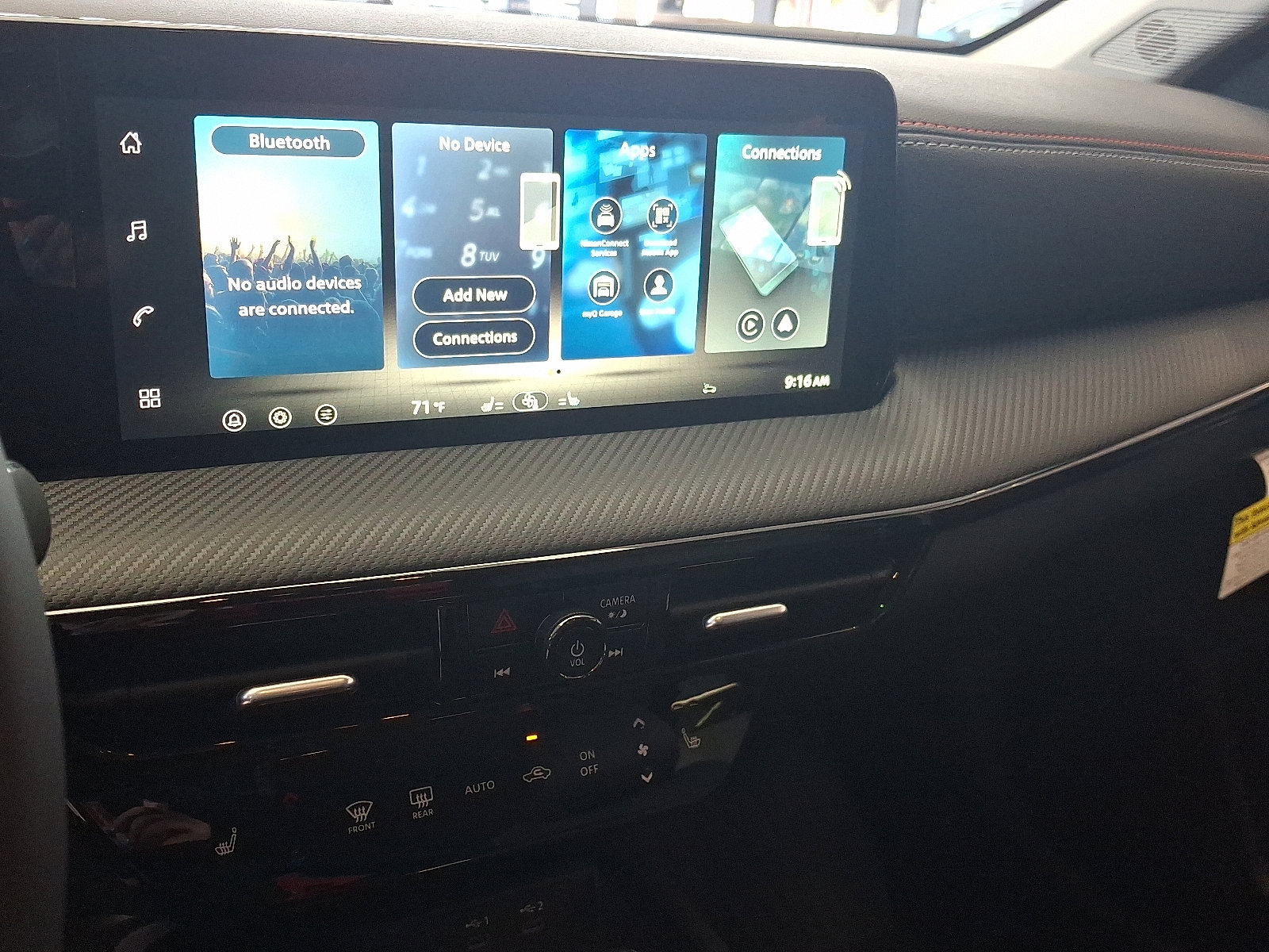 New 2026 Nissan Kicks SR w/ Cold Weather Package image 8