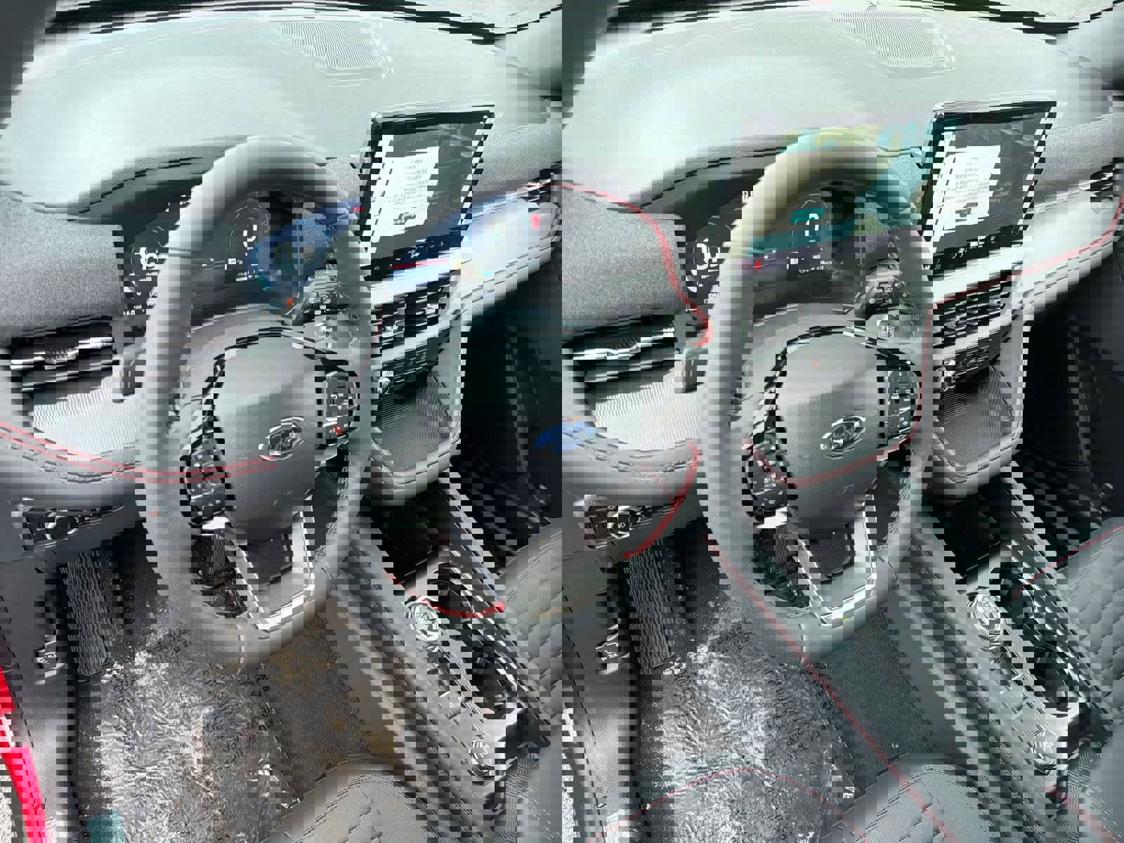 New 2026 Ford Explorer ST-Line w/ ST-Line Street Pack image 10