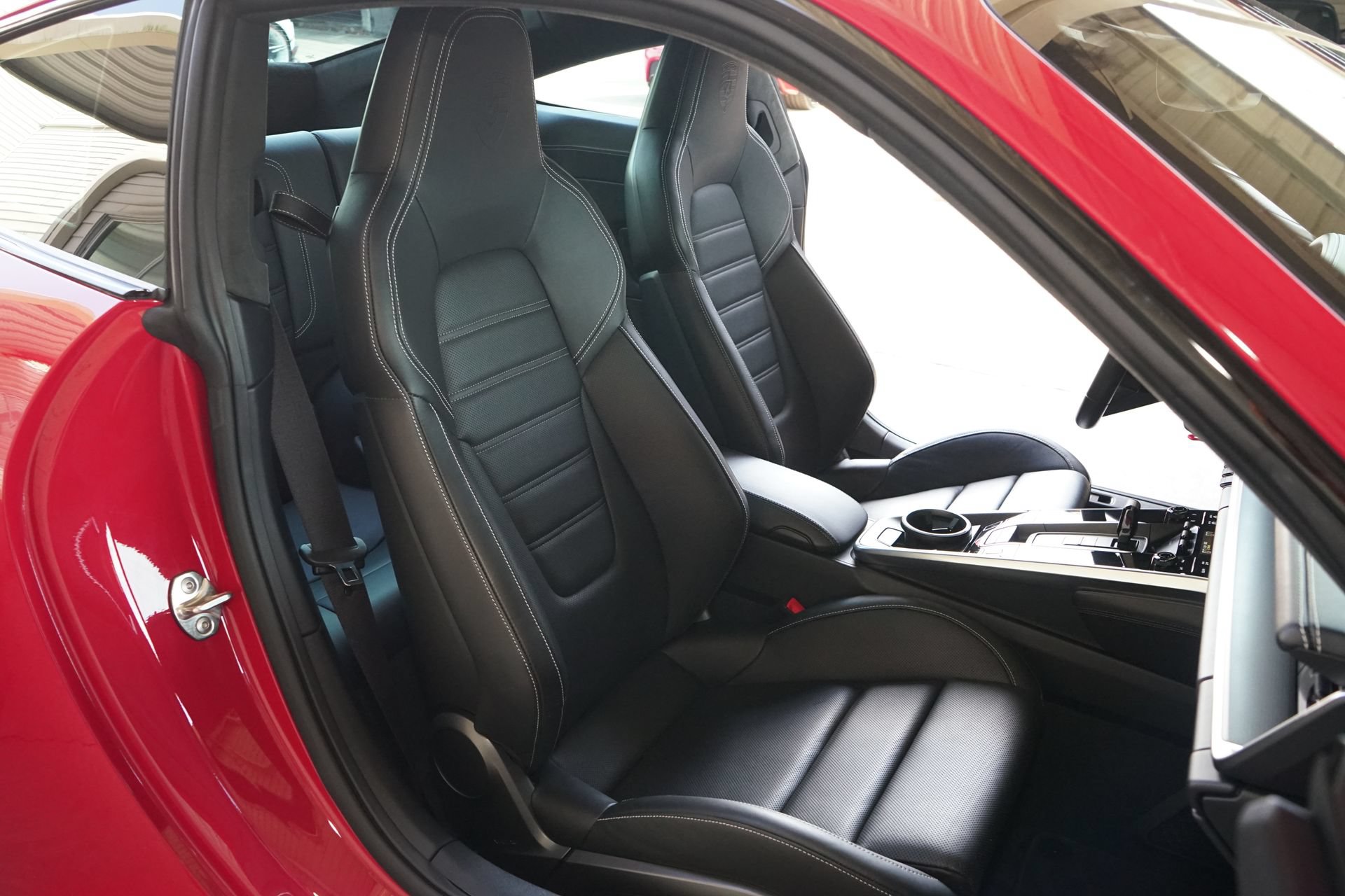 Used 2023 Porsche 911 Turbo AWD/4WD image 9
