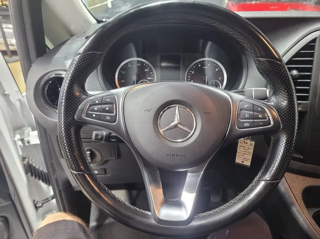 Used 2022 Mercedes-Benz Metris image 14