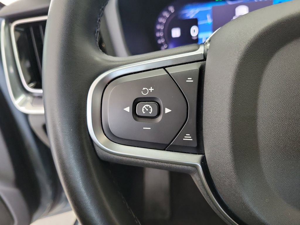 Used 2024 Volvo S60 B5 Core AWD/4WD image 22