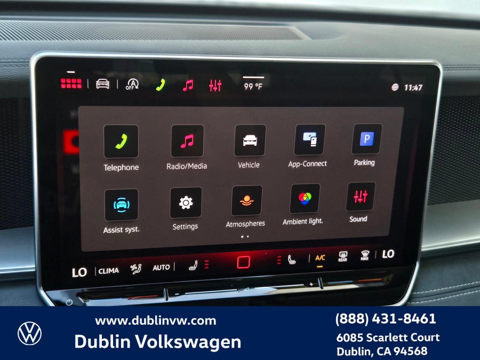 Certified 2026 Volkswagen Tiguan SE FWD image 15