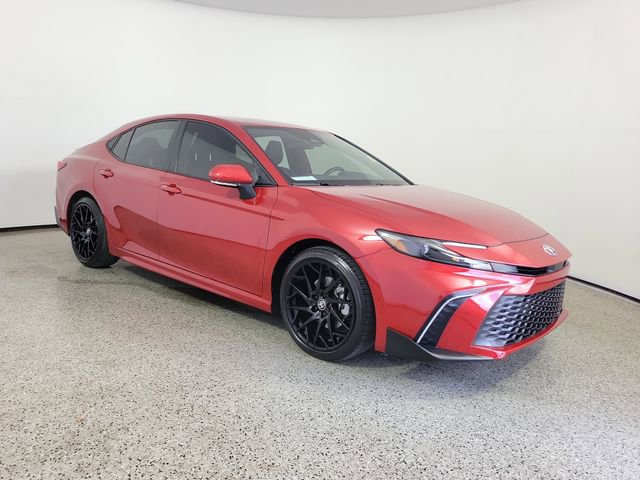 Used 2026 Toyota Camry SE FWD image 4