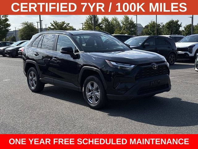 Used 2025 Toyota RAV4 XLE AWD/4WD image 1