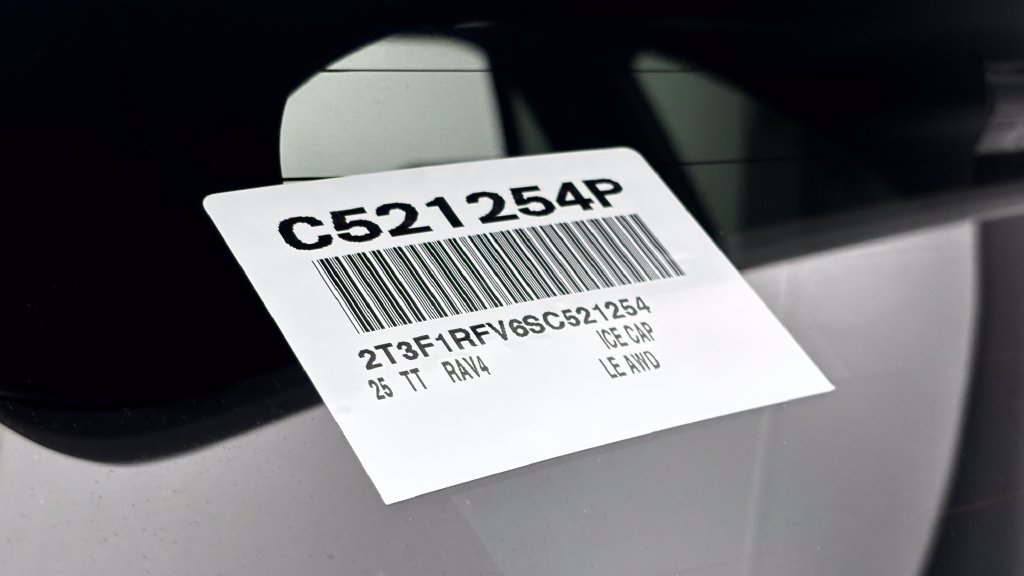 Used 2025 Toyota RAV4 LE AWD/4WD image 42