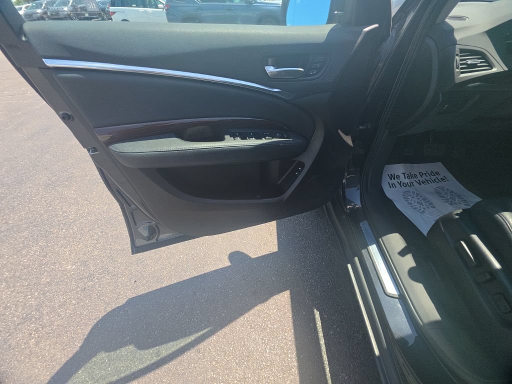 Used 2016 Acura MDX SH-AWD image 13