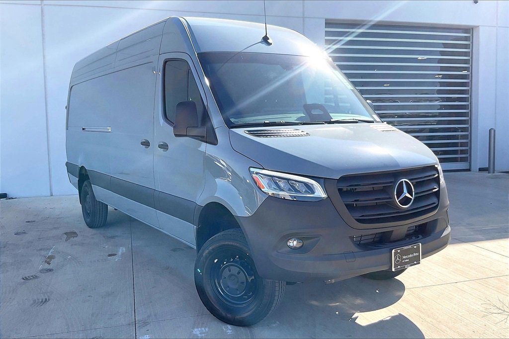 New 2025 Mercedes-Benz Sprinter 2500