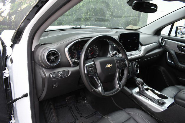 Used 2024 Chevrolet Blazer LT AWD/4WD image 14