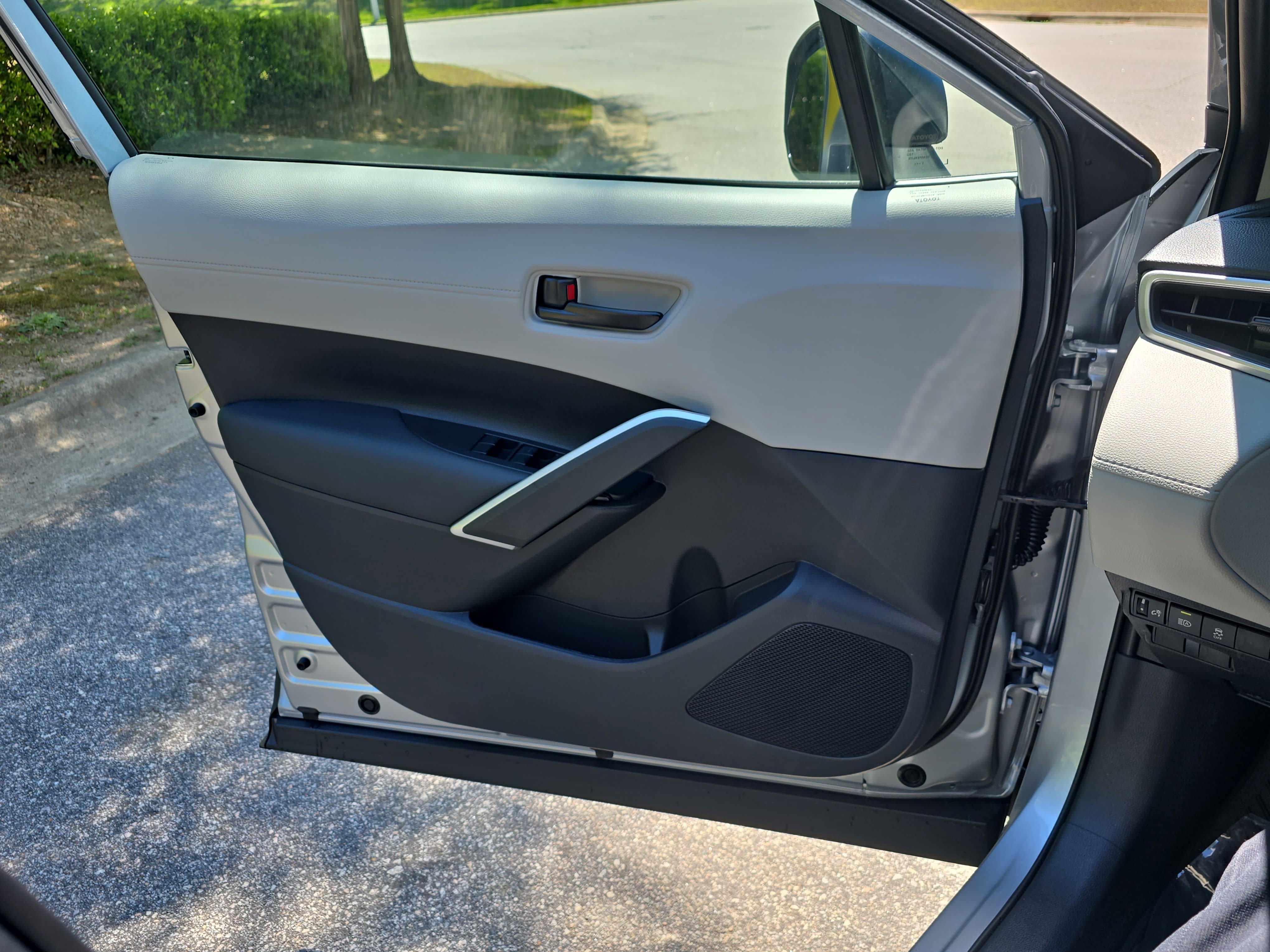 New 2026 Toyota Corolla Cross L FWD image 24