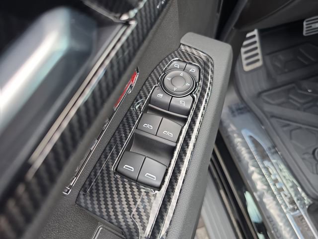 New 2026 GMC Sierra 1500 AT4 w/ Technology Package image 17