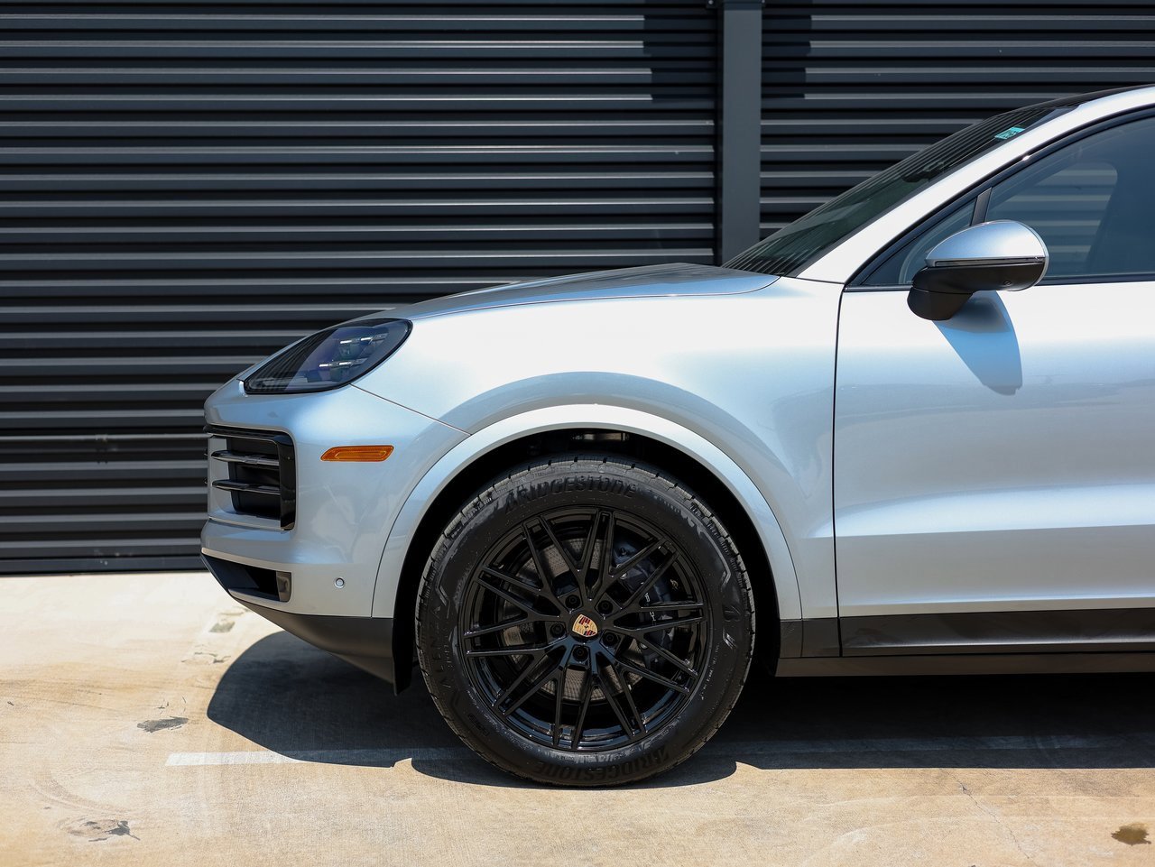 Certified 2025 Porsche Cayenne Coupe image 11