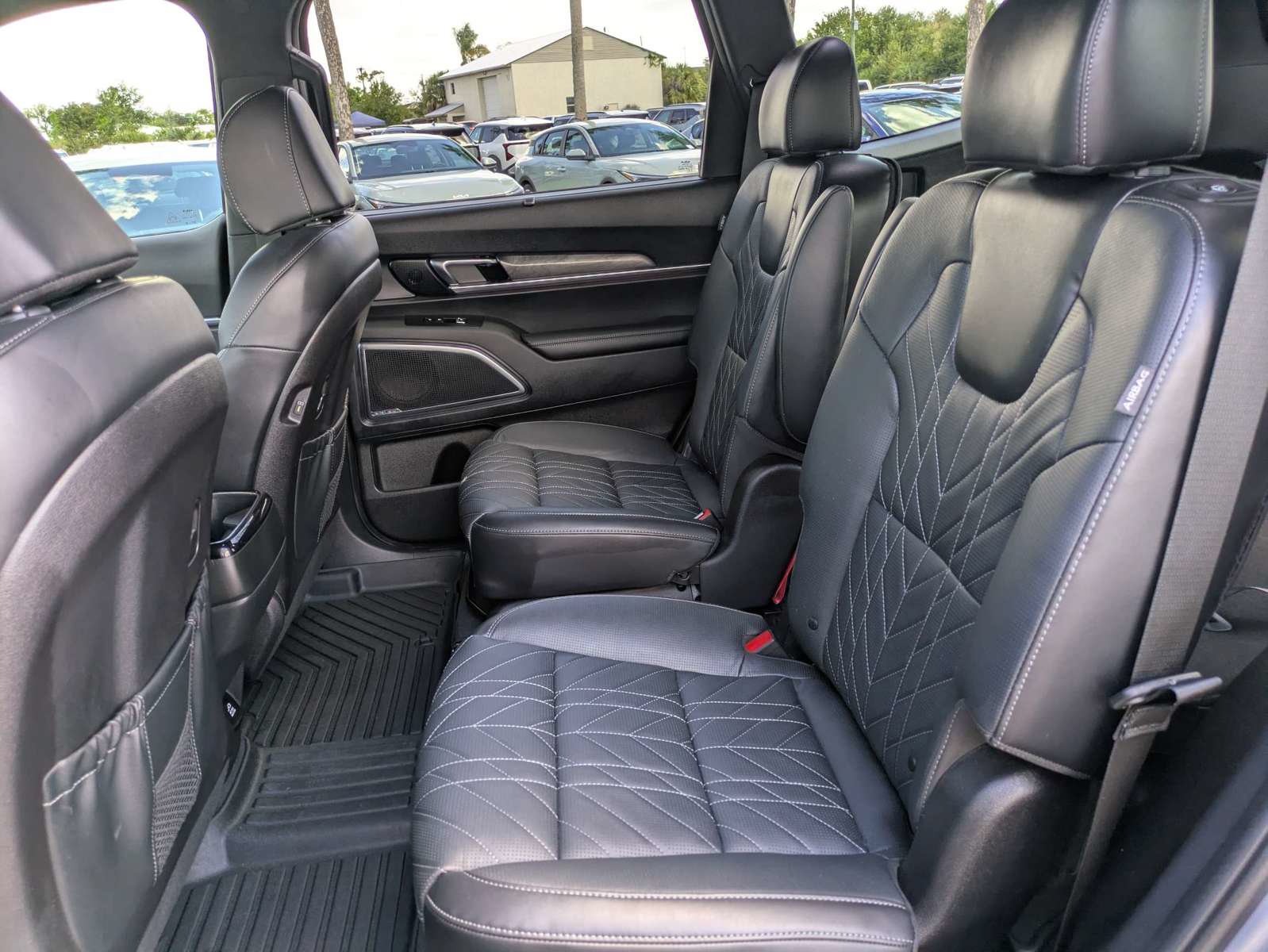 Certified 2024 Kia Telluride SX Prestige X-Line AWD/4WD image 12