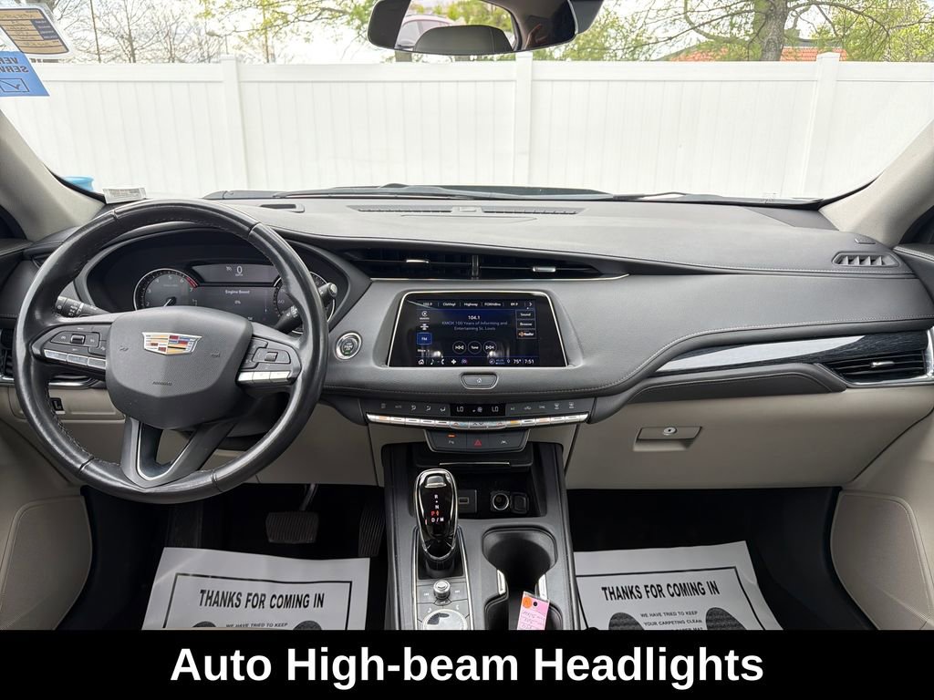 Used 2023 Cadillac XT4 Premium Luxury AWD/4WD image 14